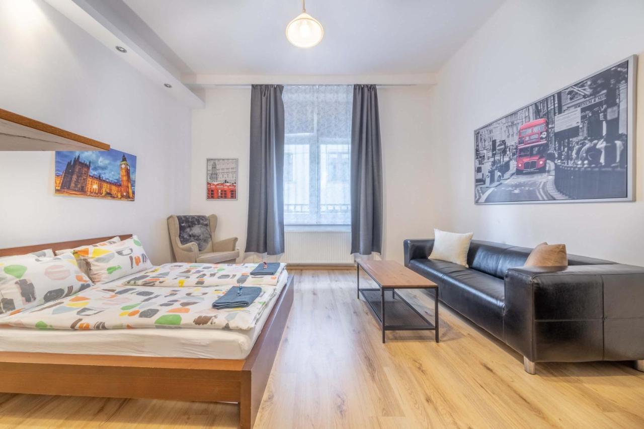 Anastasia 2 Bedrooms Apartment On Vaci Utca Budapest Kültér fotó