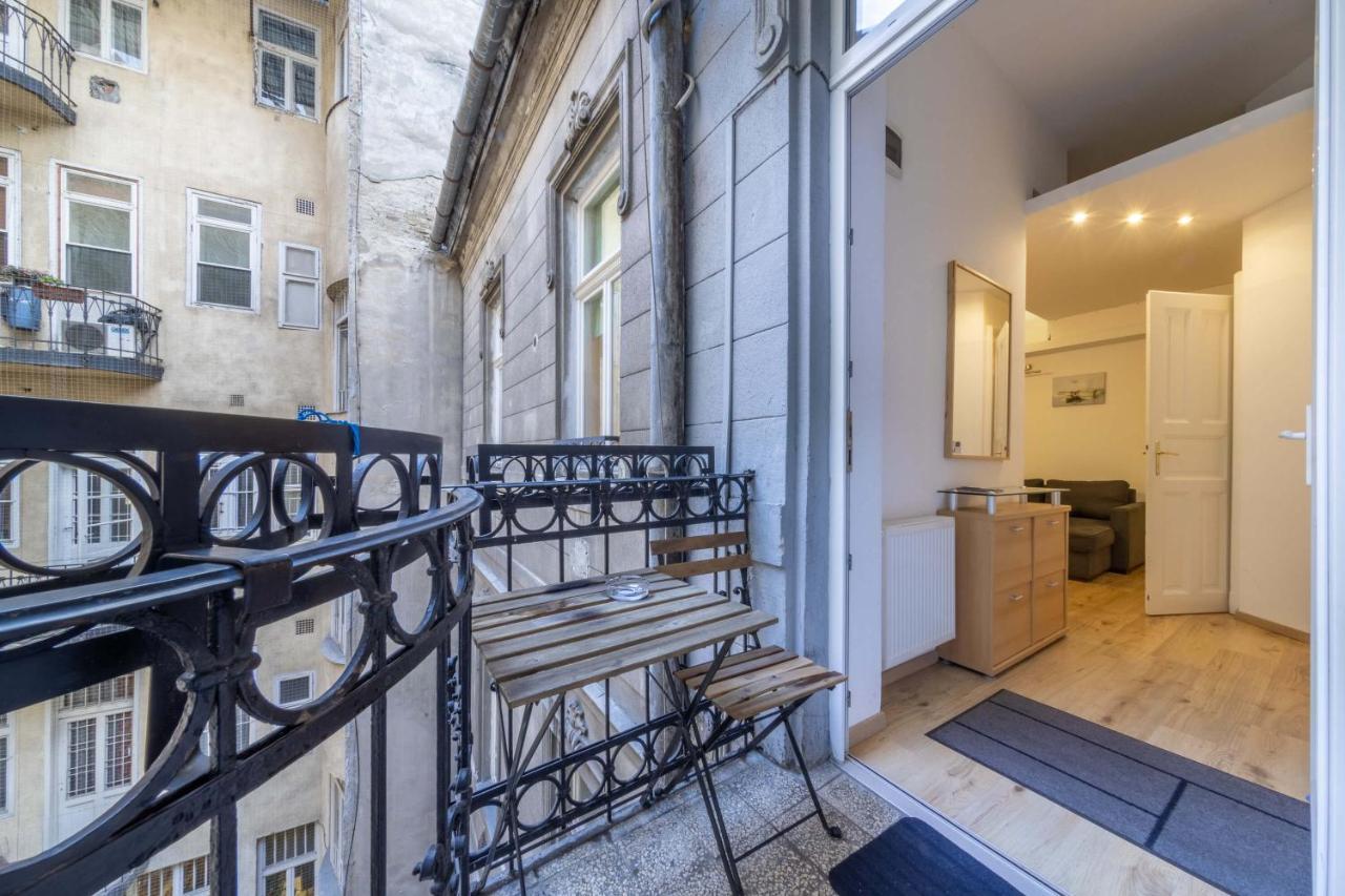 Anastasia 2 Bedrooms Apartment On Vaci Utca Budapest Kültér fotó
